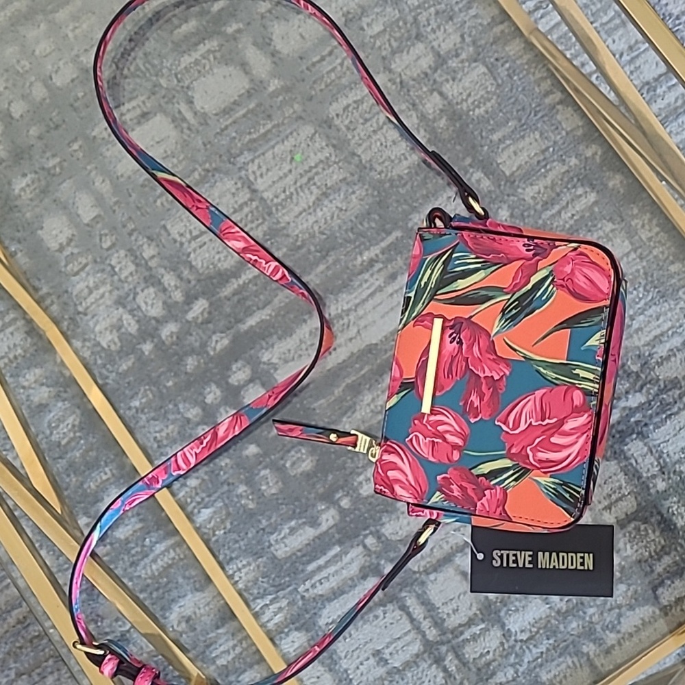 small crossbody purse